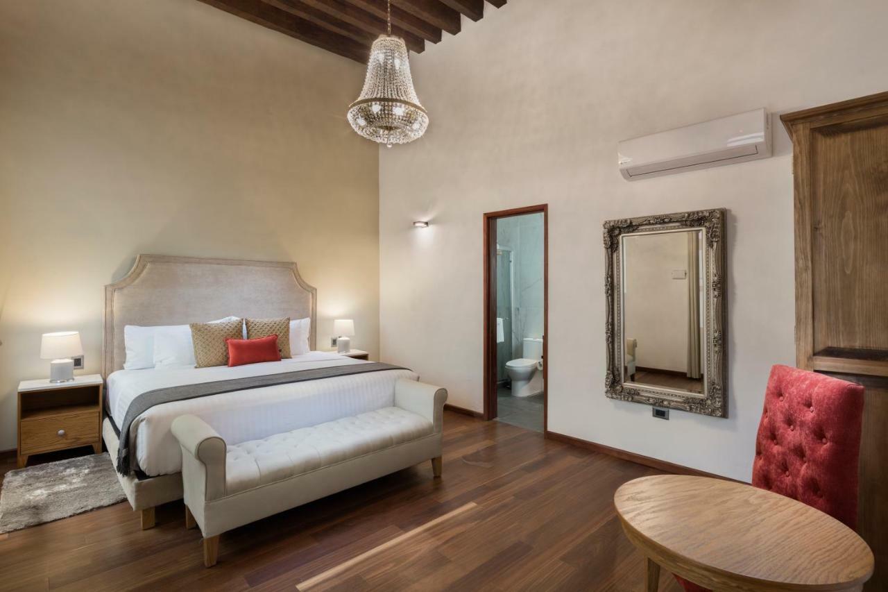 Hotel Casa Monarca 4*