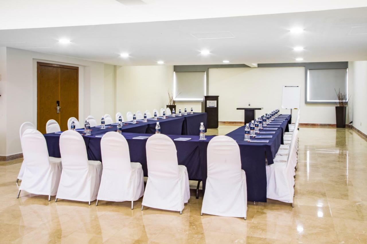 Imperio De Angeles Executive Poliforum 4*