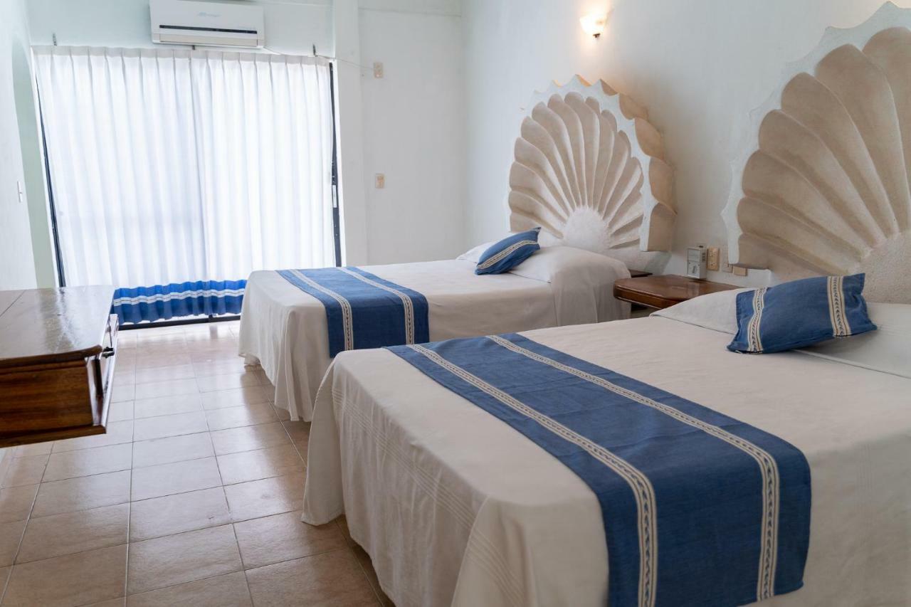 Coral Huatulco 4*