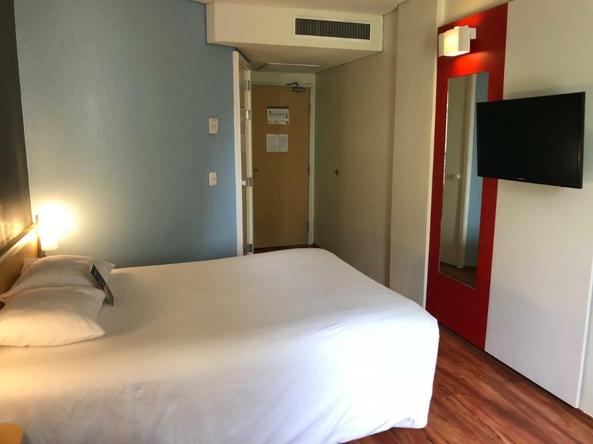 Ibis Monterrey Valle Hotel