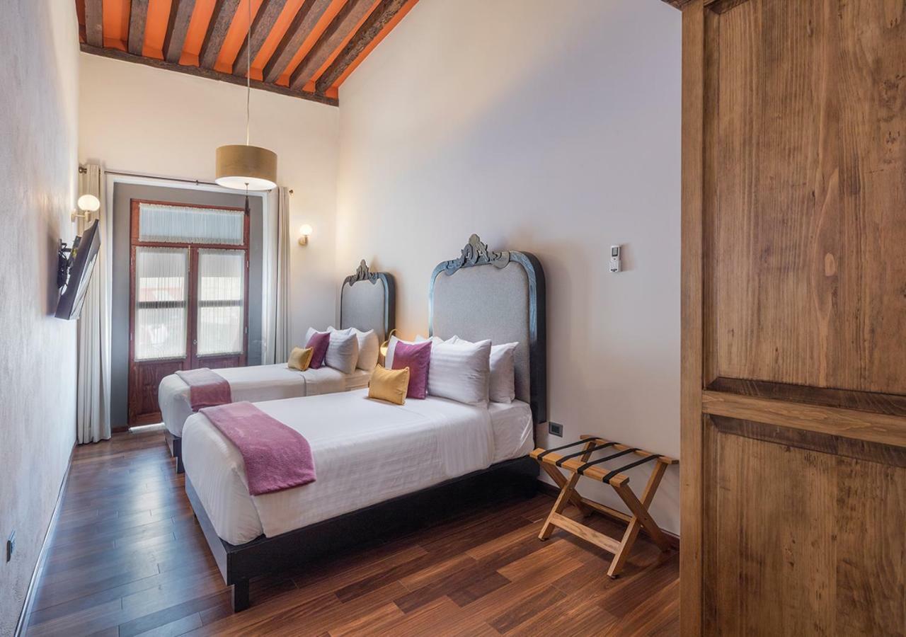 Casa Monarca Hotel 4*