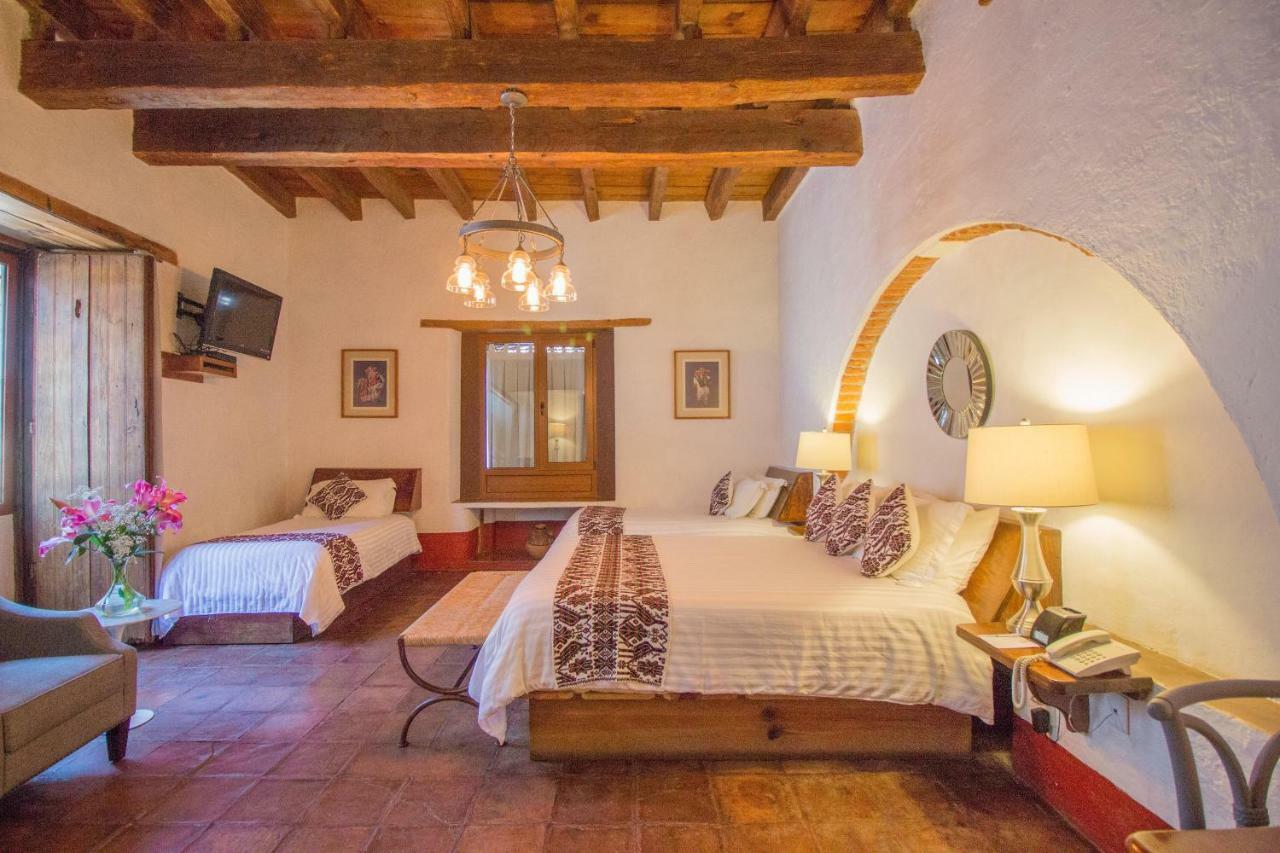 Meson De Leyendas Breakfast & Downtown 5*