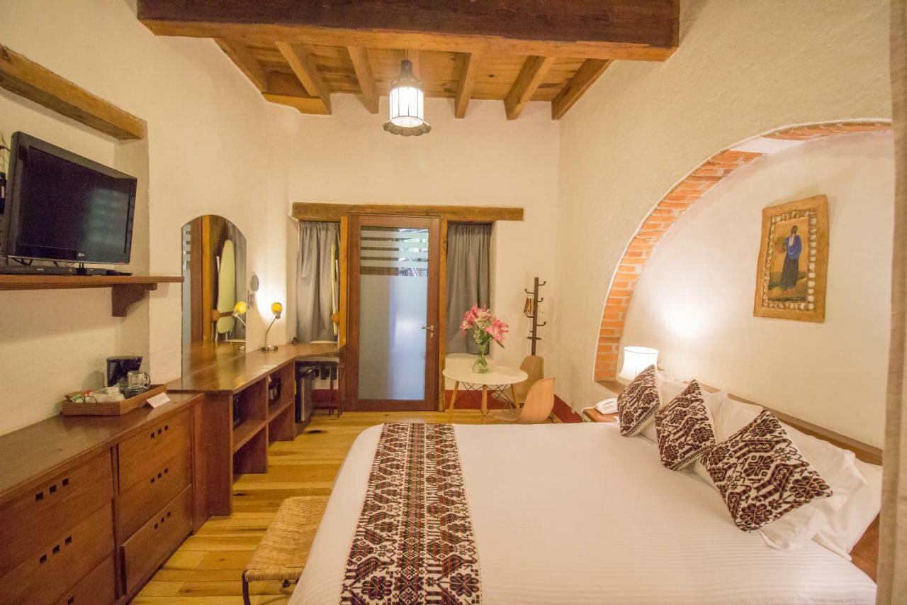 Meson De Leyendas Breakfast & Downtown Hotel Valle de Bravo