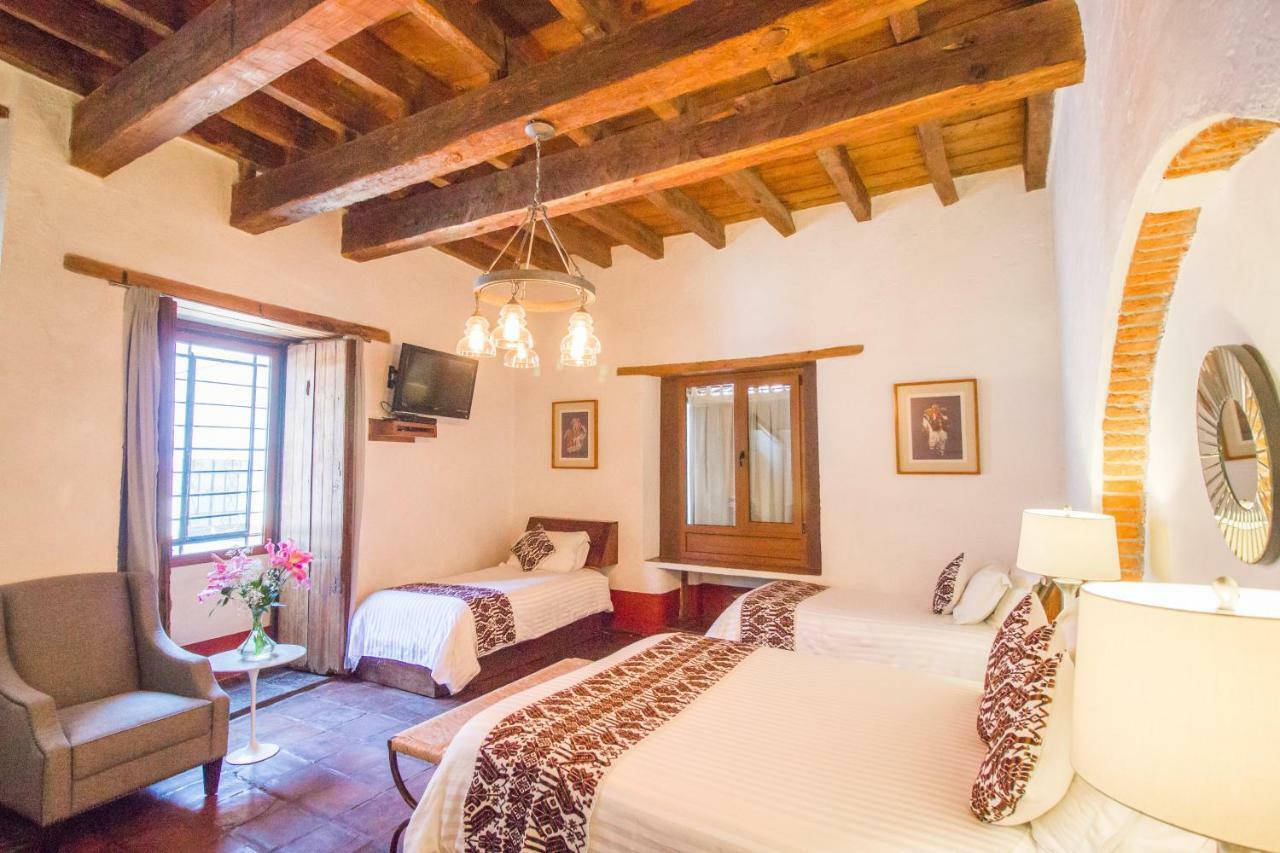 Meson De Leyendas Breakfast & Downtown Hotel Valle de Bravo
