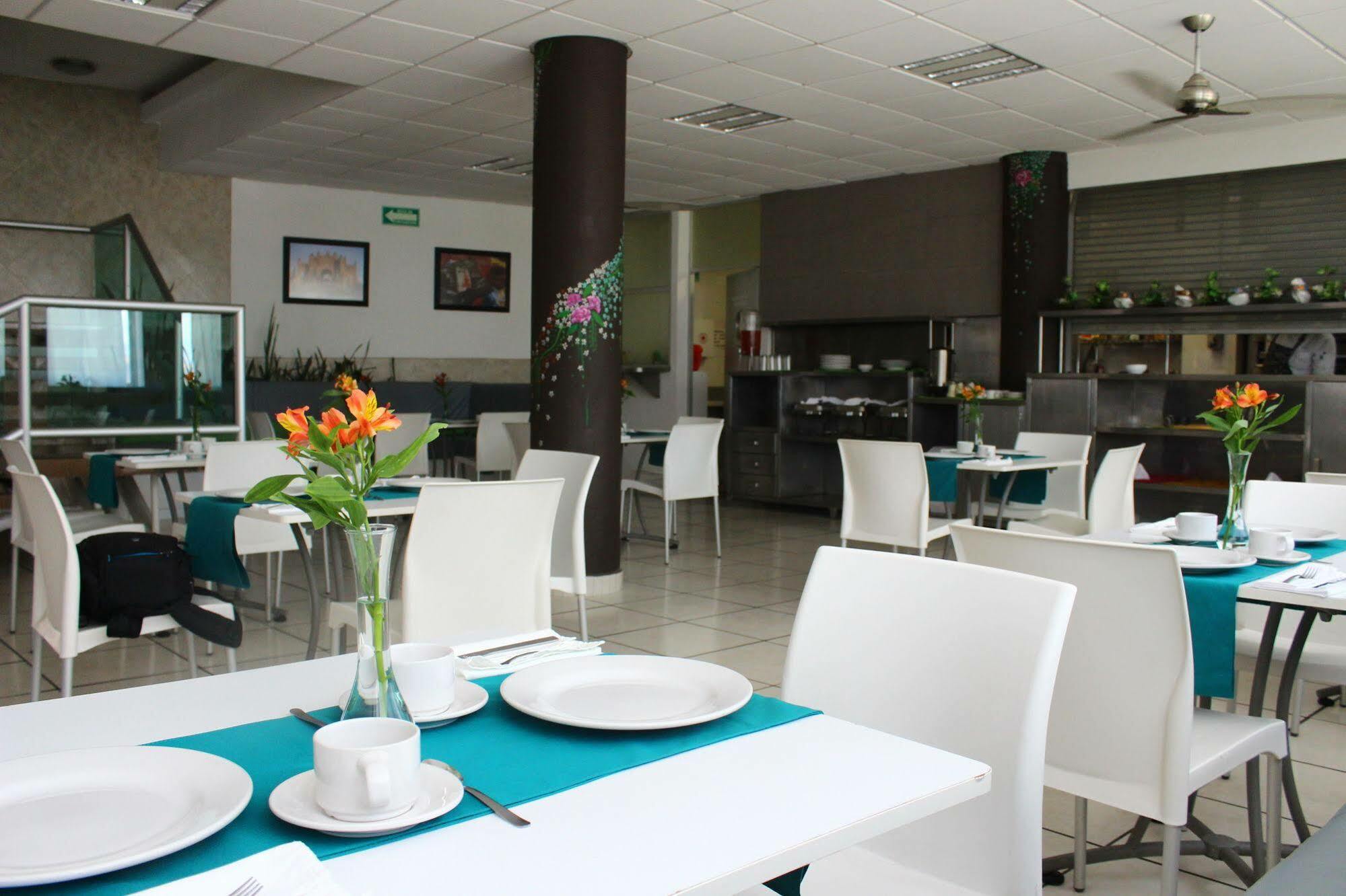 Chiapas Express, Hotel