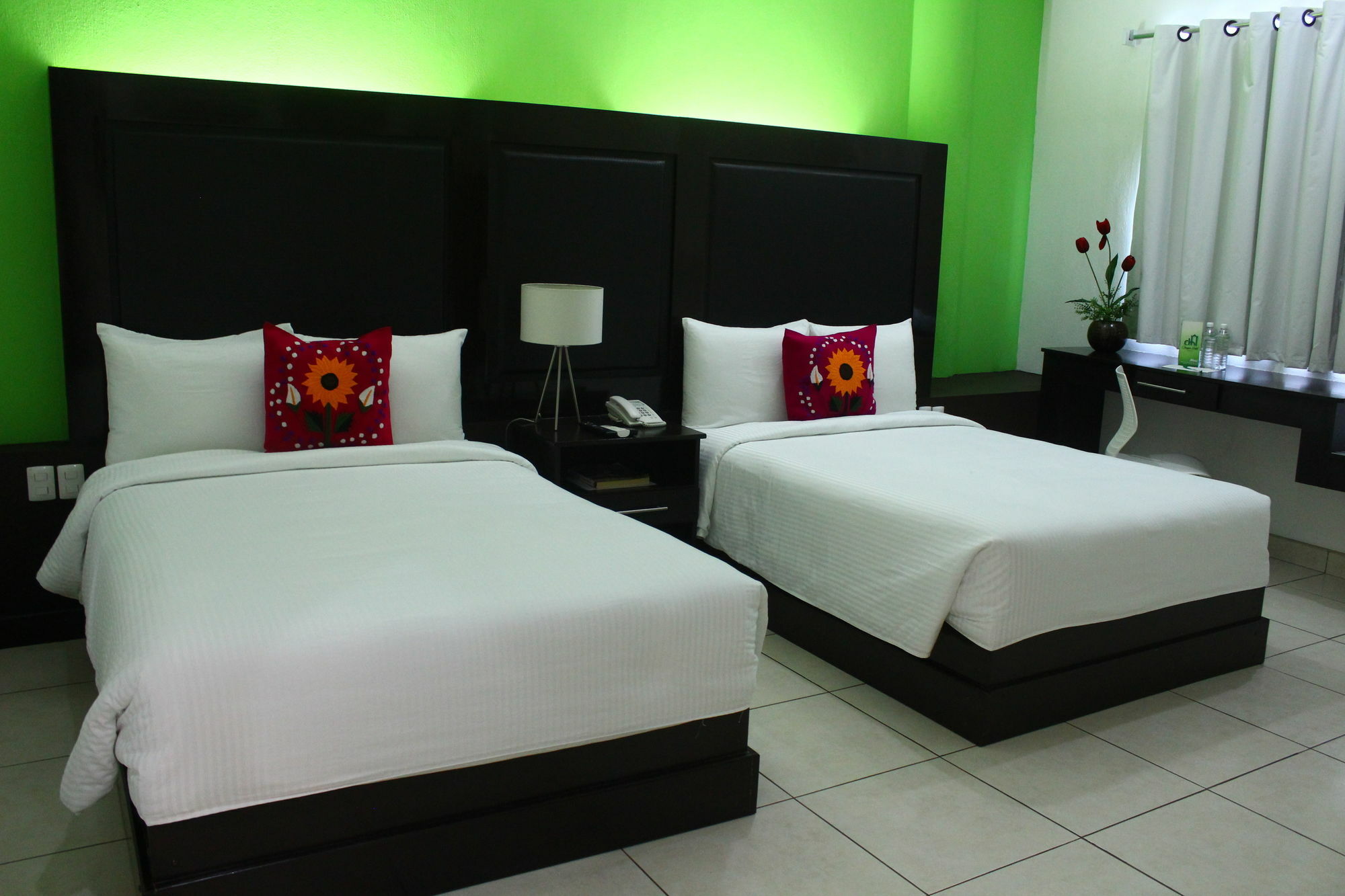 Hotel Chiapas Express, 3*