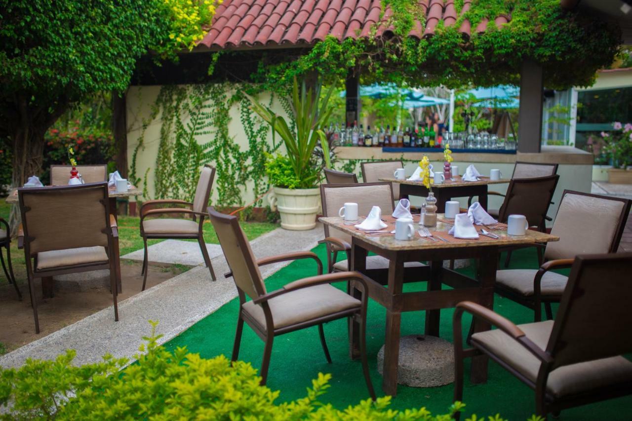 Samba Vallarta Hotel 4*