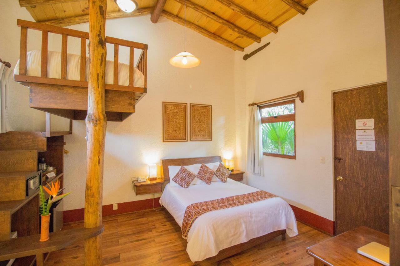 Hotel Meson De Leyendas Breakfast & Downtown Valle de Bravo