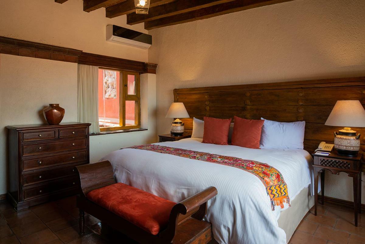 Montana & Hotel Morelia