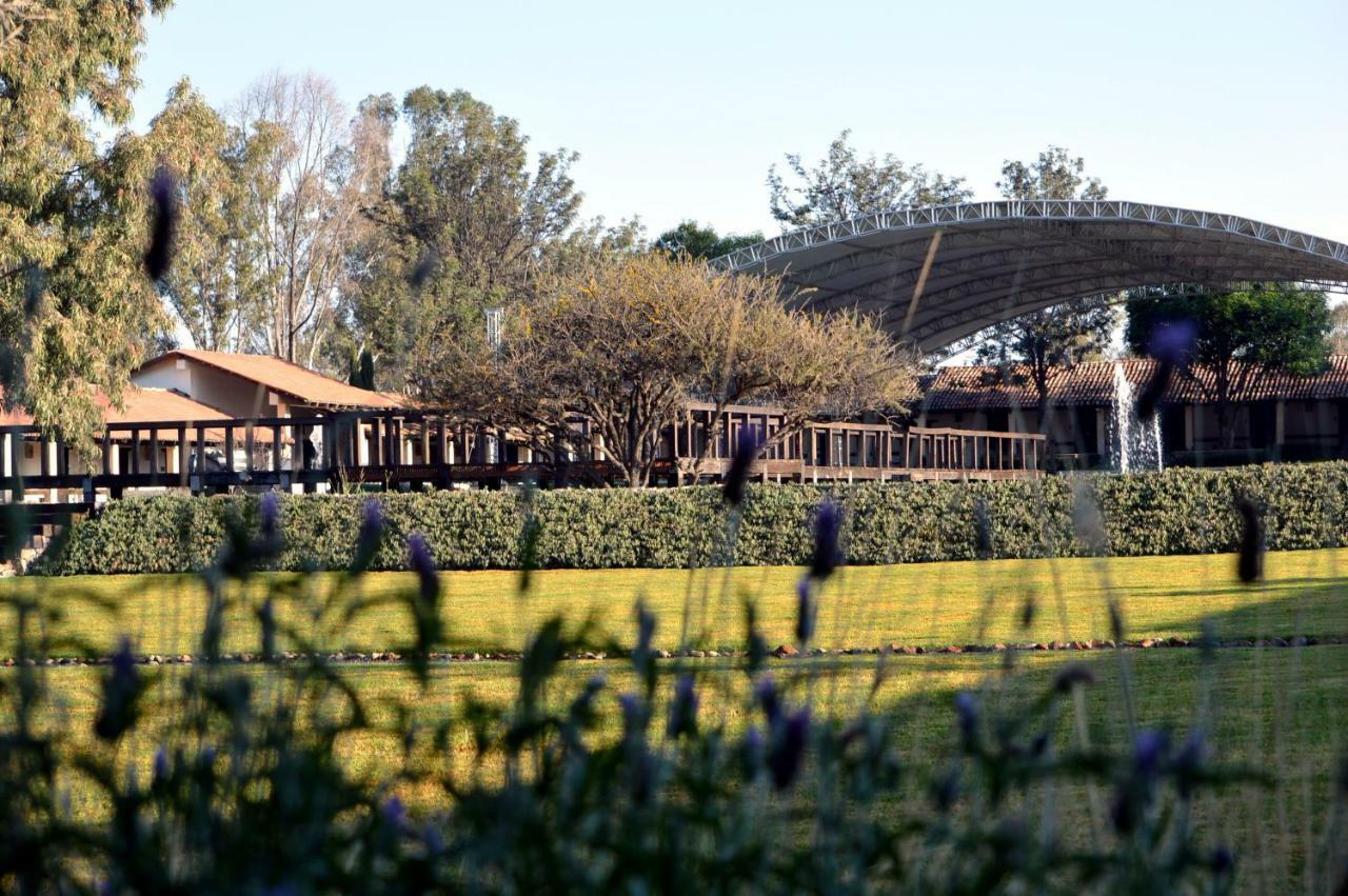 Hotel Hacienda Picachos