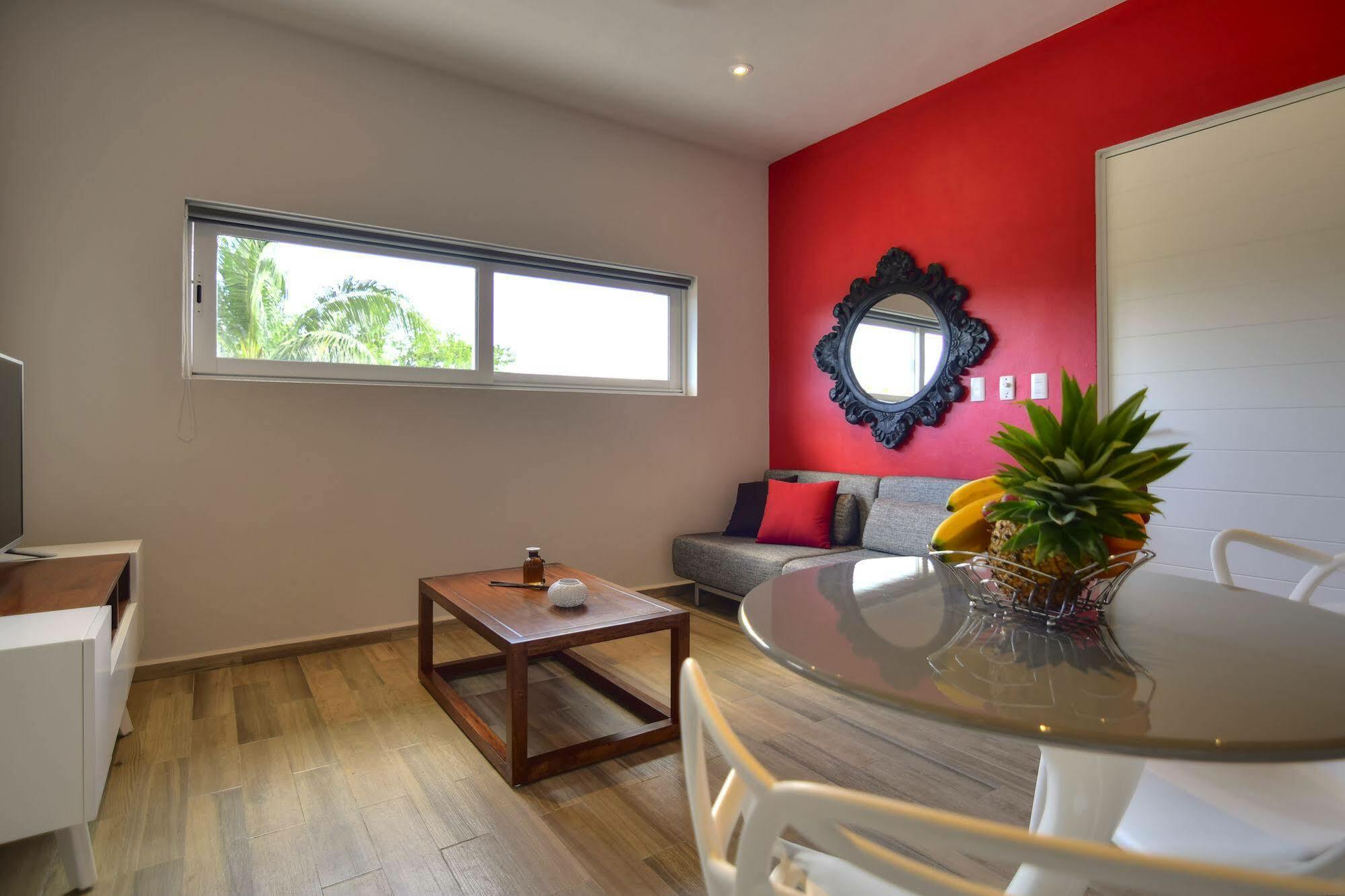 Azura Boutique Hotel 4*