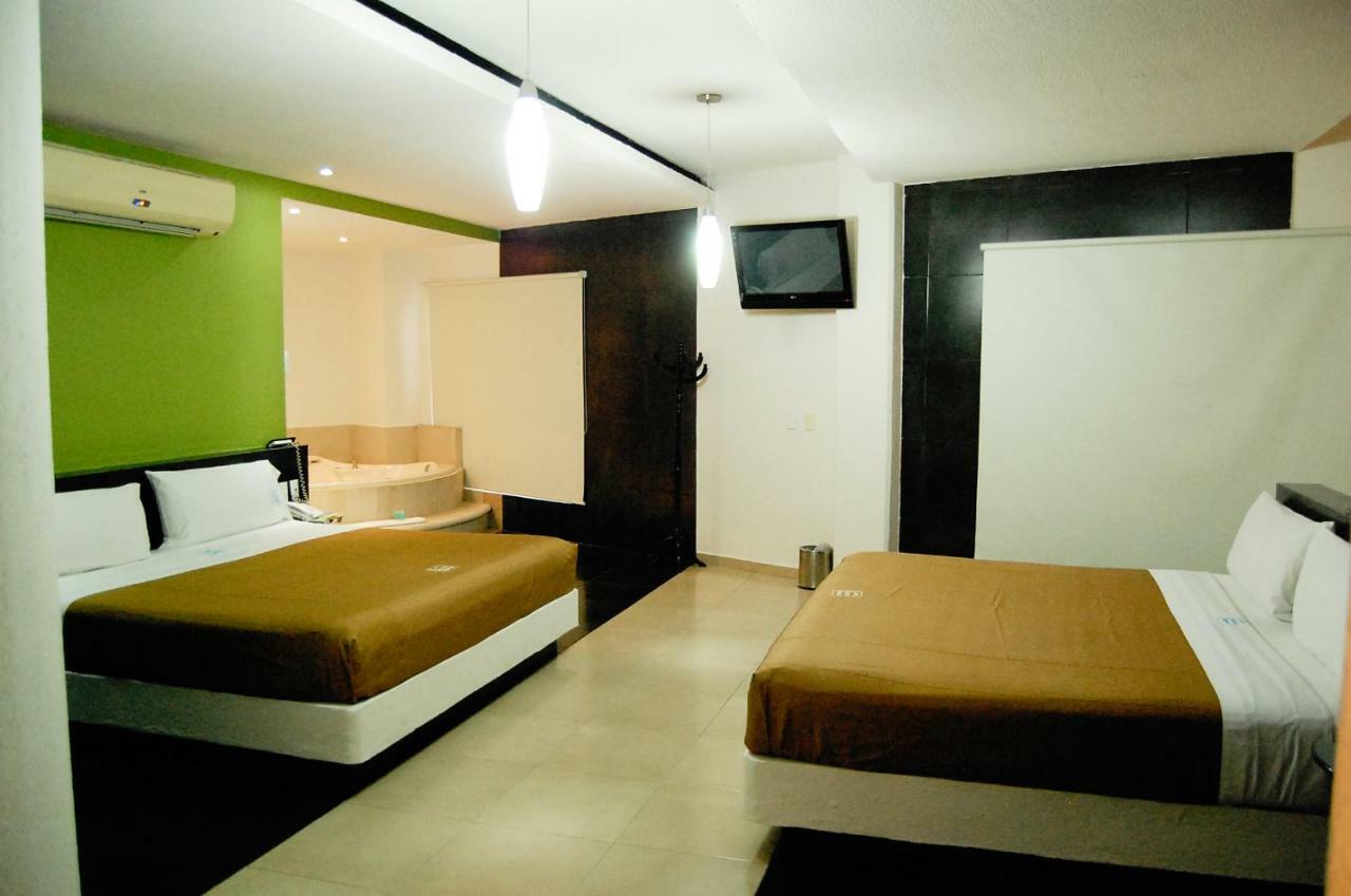 Porto Novo 3*