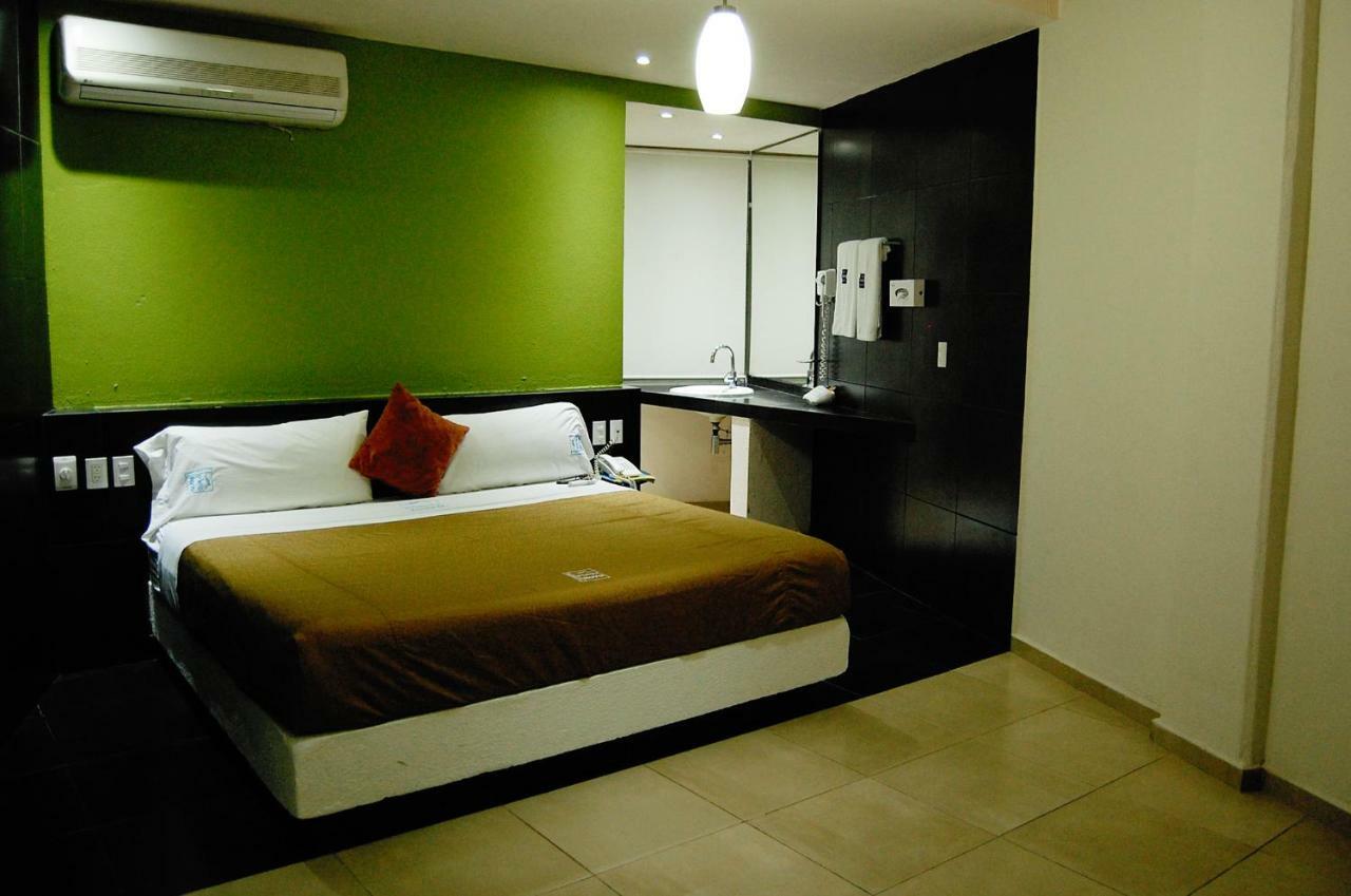 Porto Novo Hotel 3*