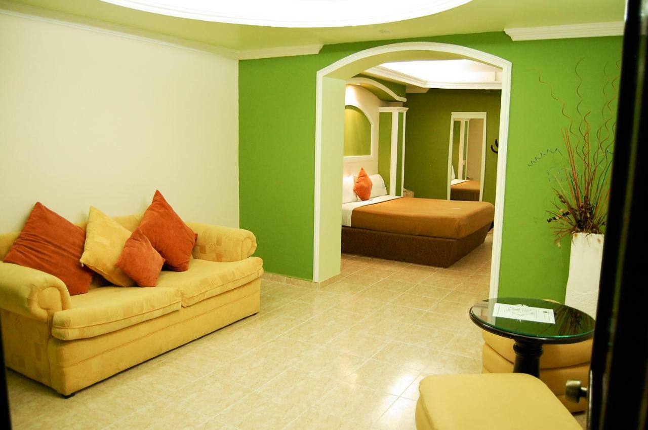 Porto Novo 3*
