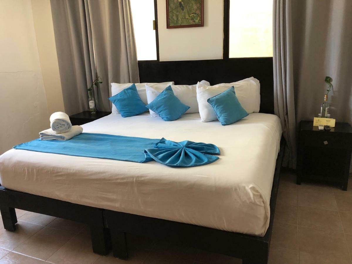 Caracol Suite Hotel 3*