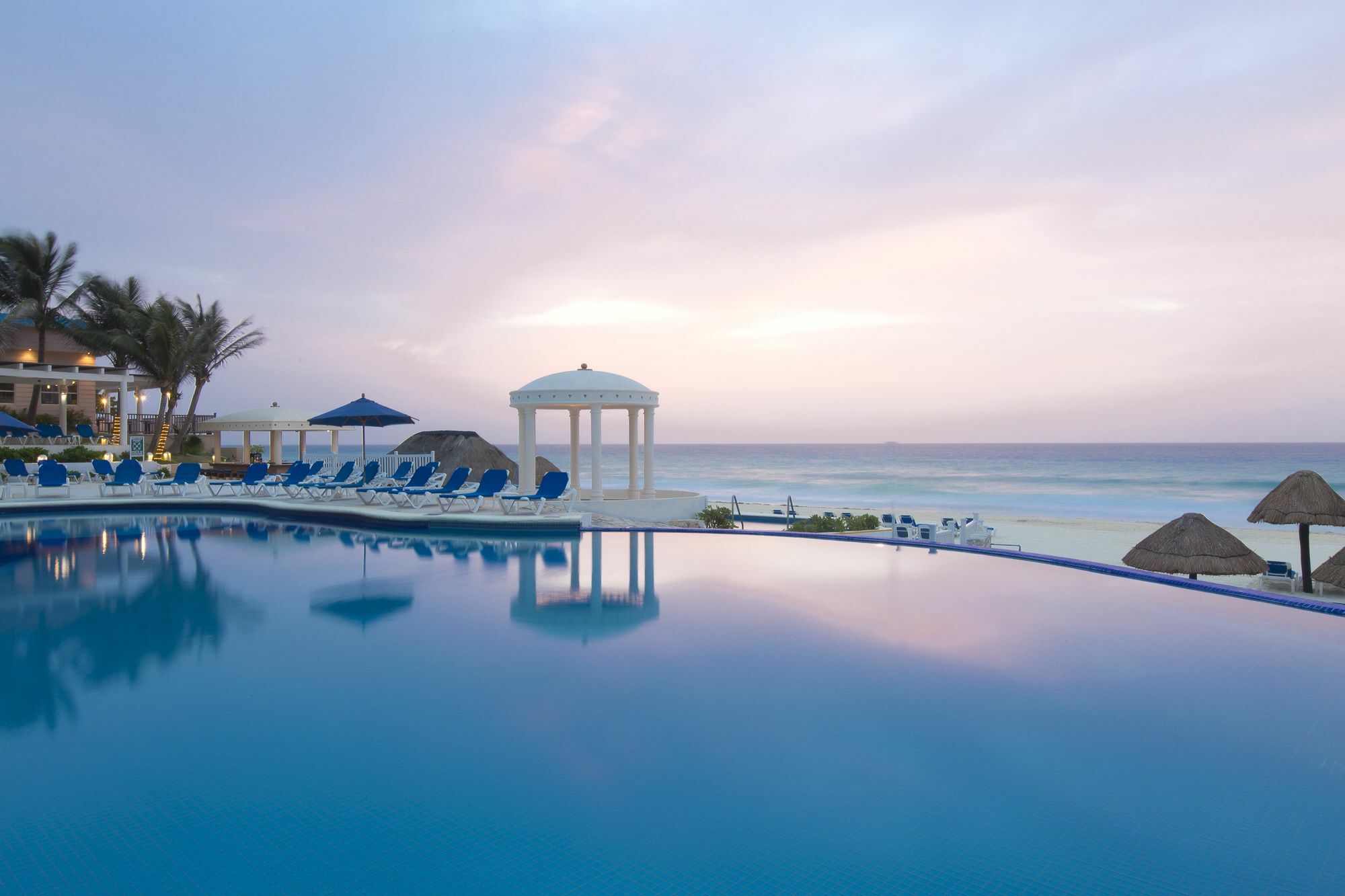 Golden Parnassus & (adults Only) Cancun