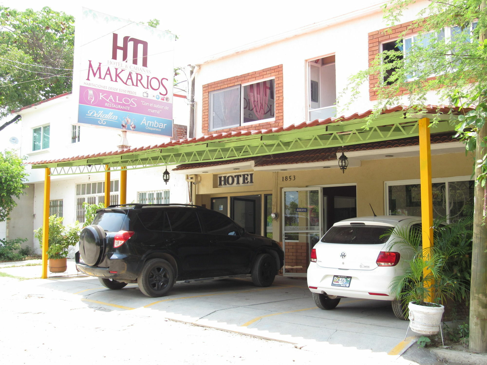 Makarios Hotel