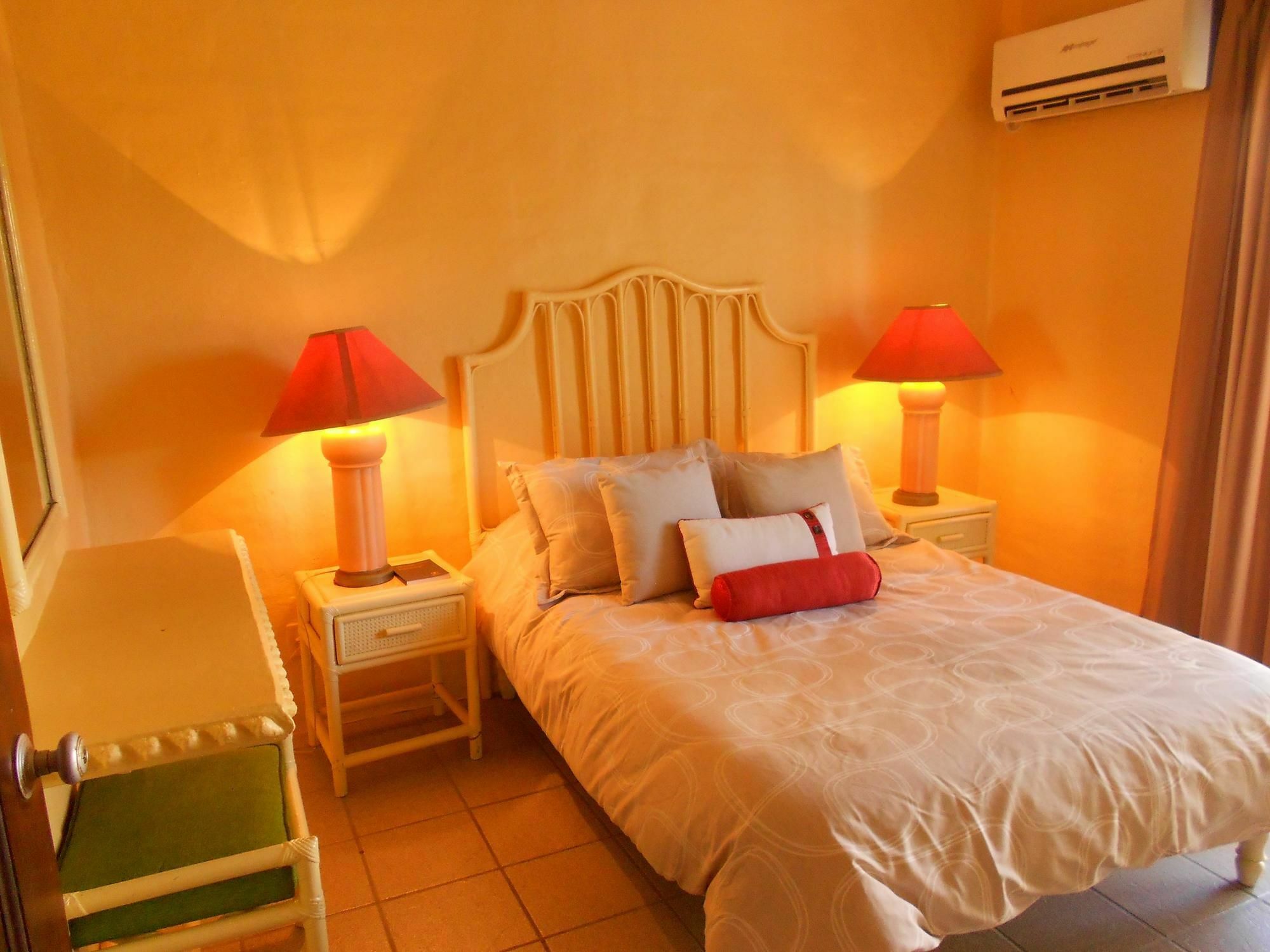 Hotel Palmas Y 3*