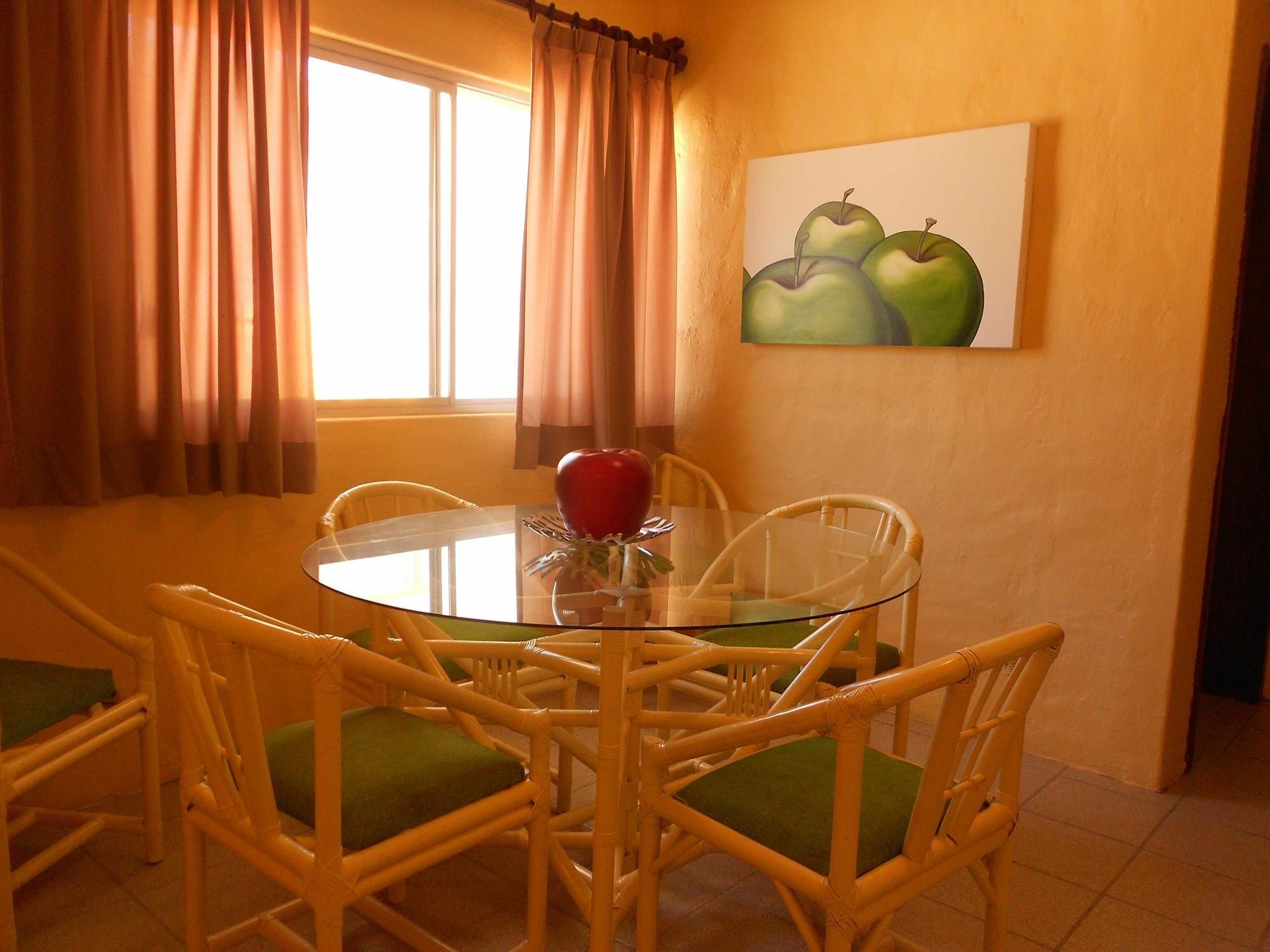 Hotel Palmas Y 3*