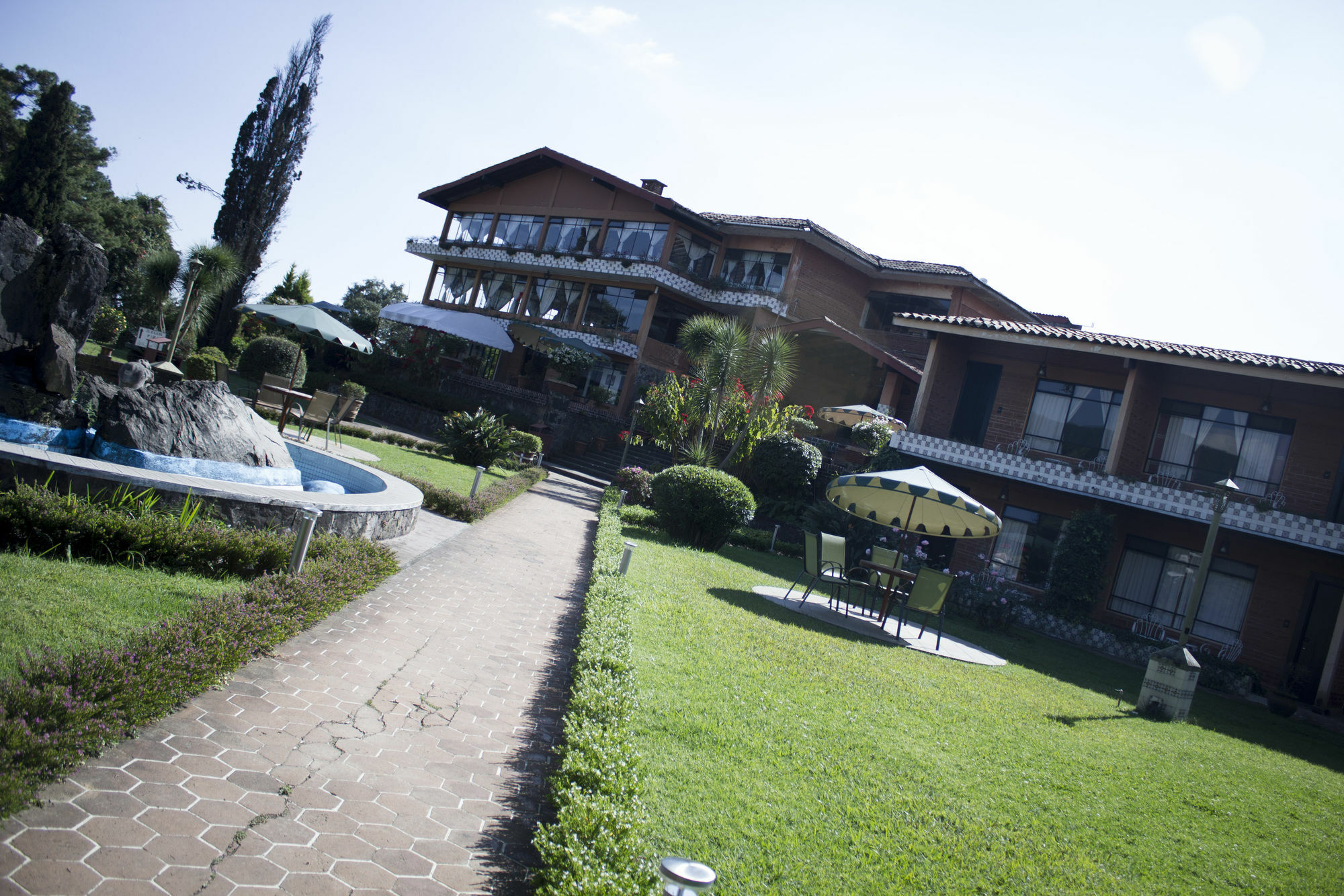Hotel Pie De La Sierra 4*
