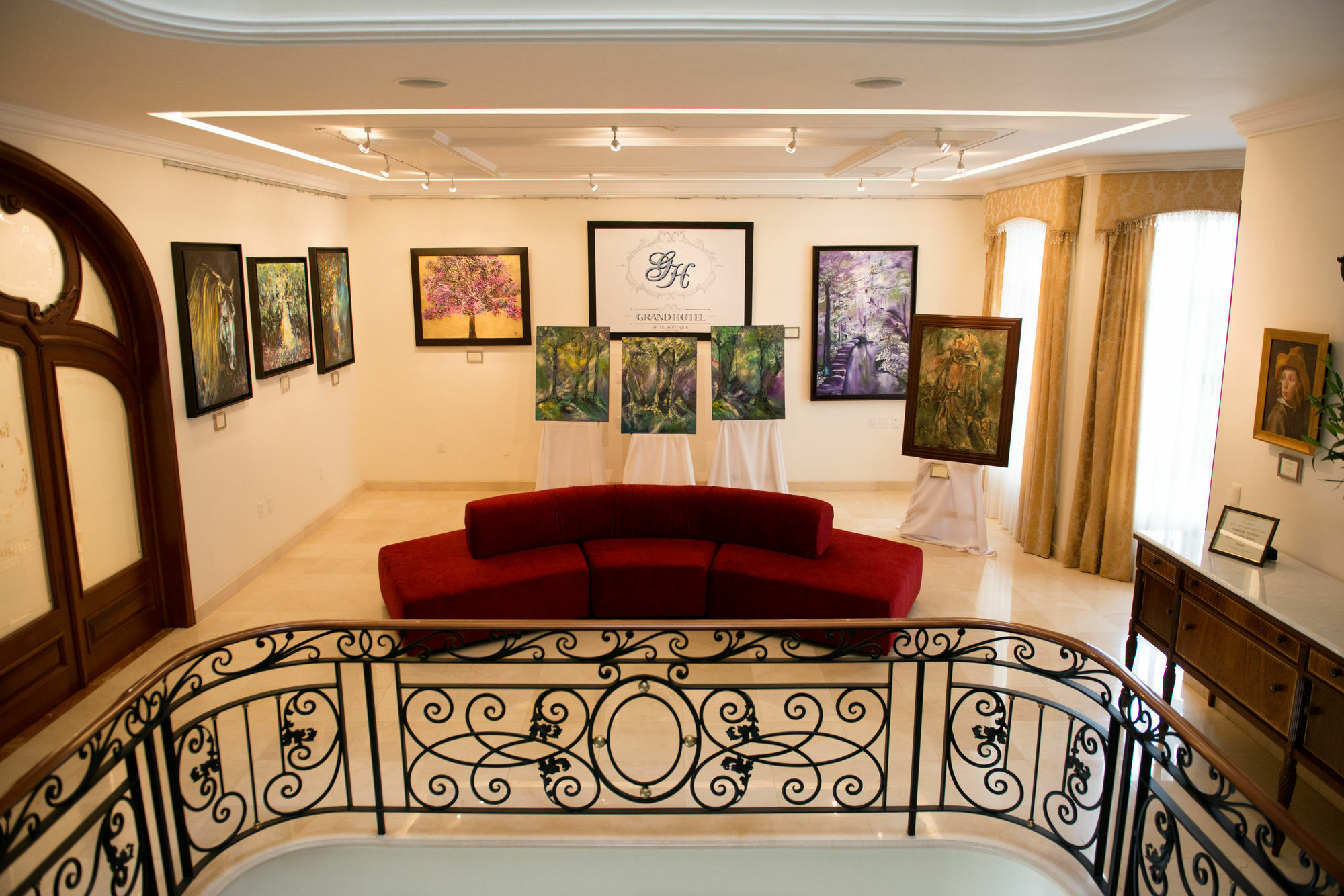 Grand Hotel 4*