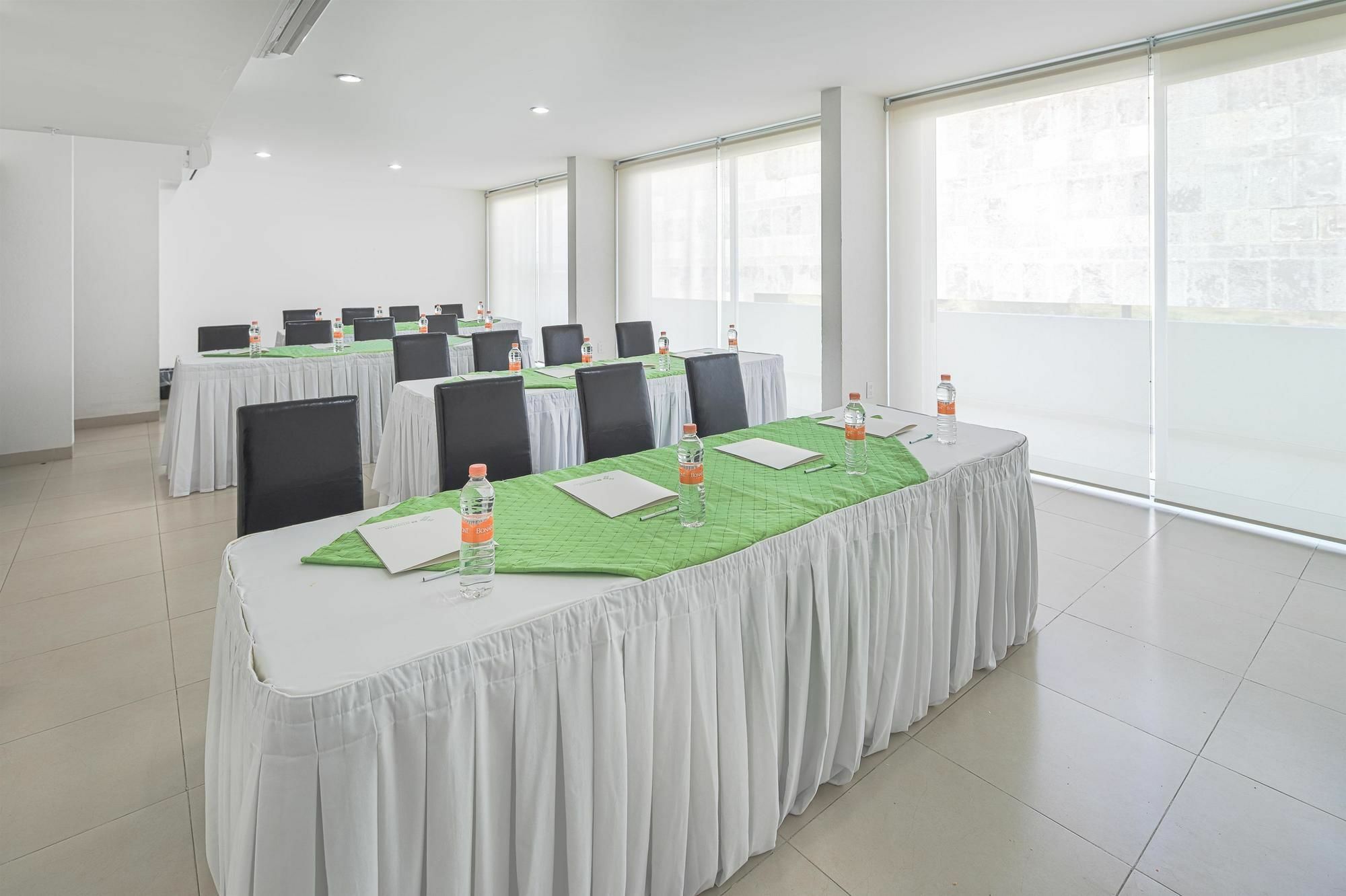 Wyndham Garden Bajio Aeropuerto Hotel Silao