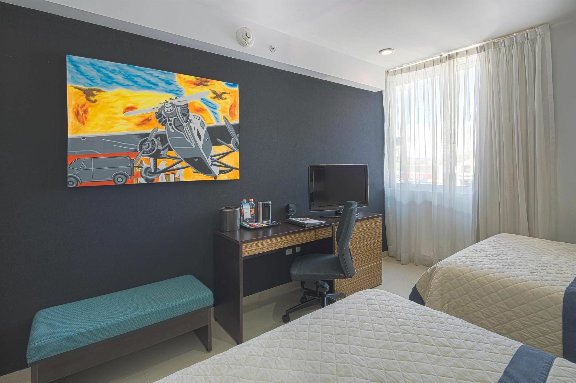 Wyndham Garden Bajio Aeropuerto 5*