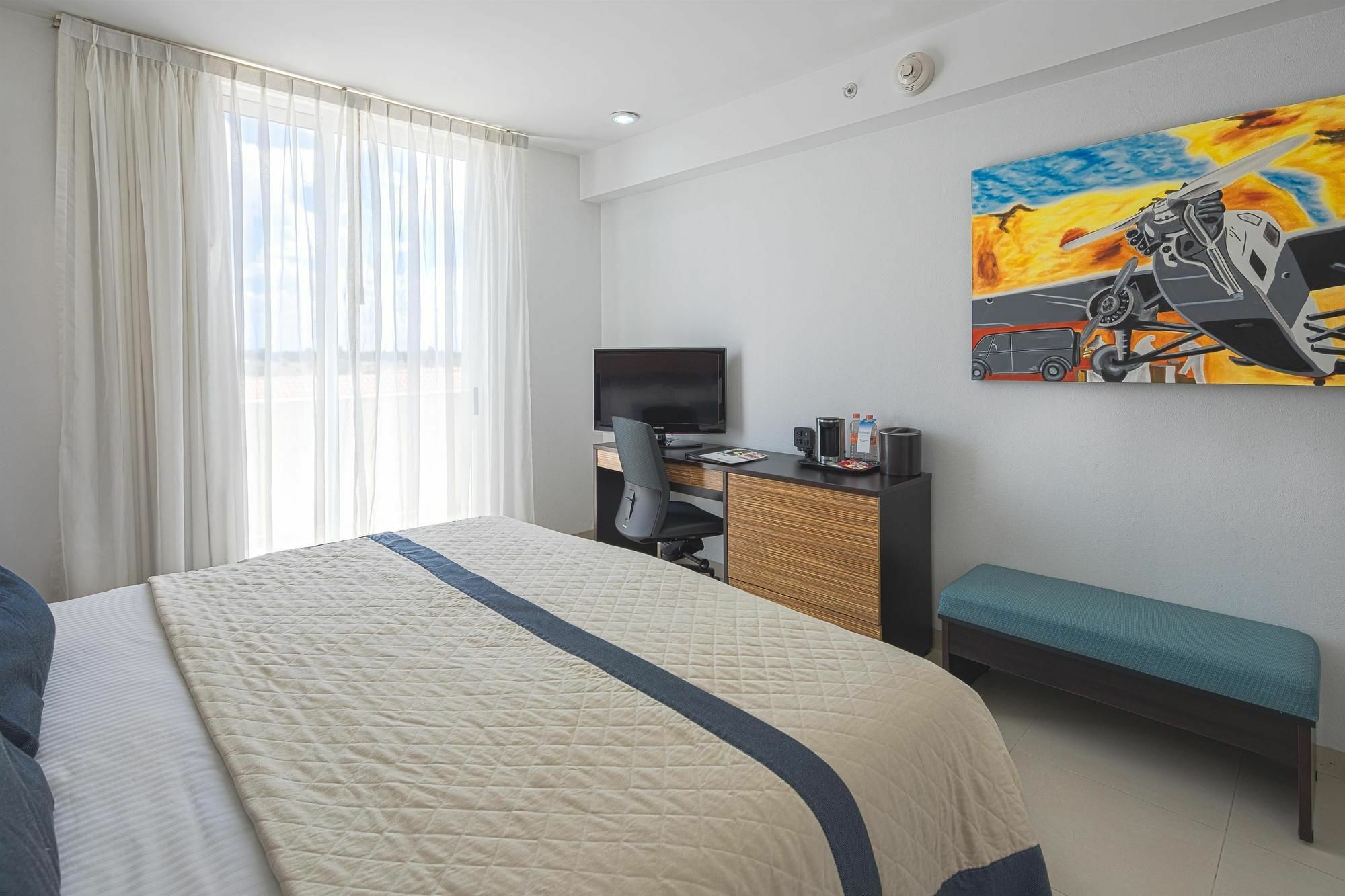 Wyndham Garden Bajio Aeropuerto 5*