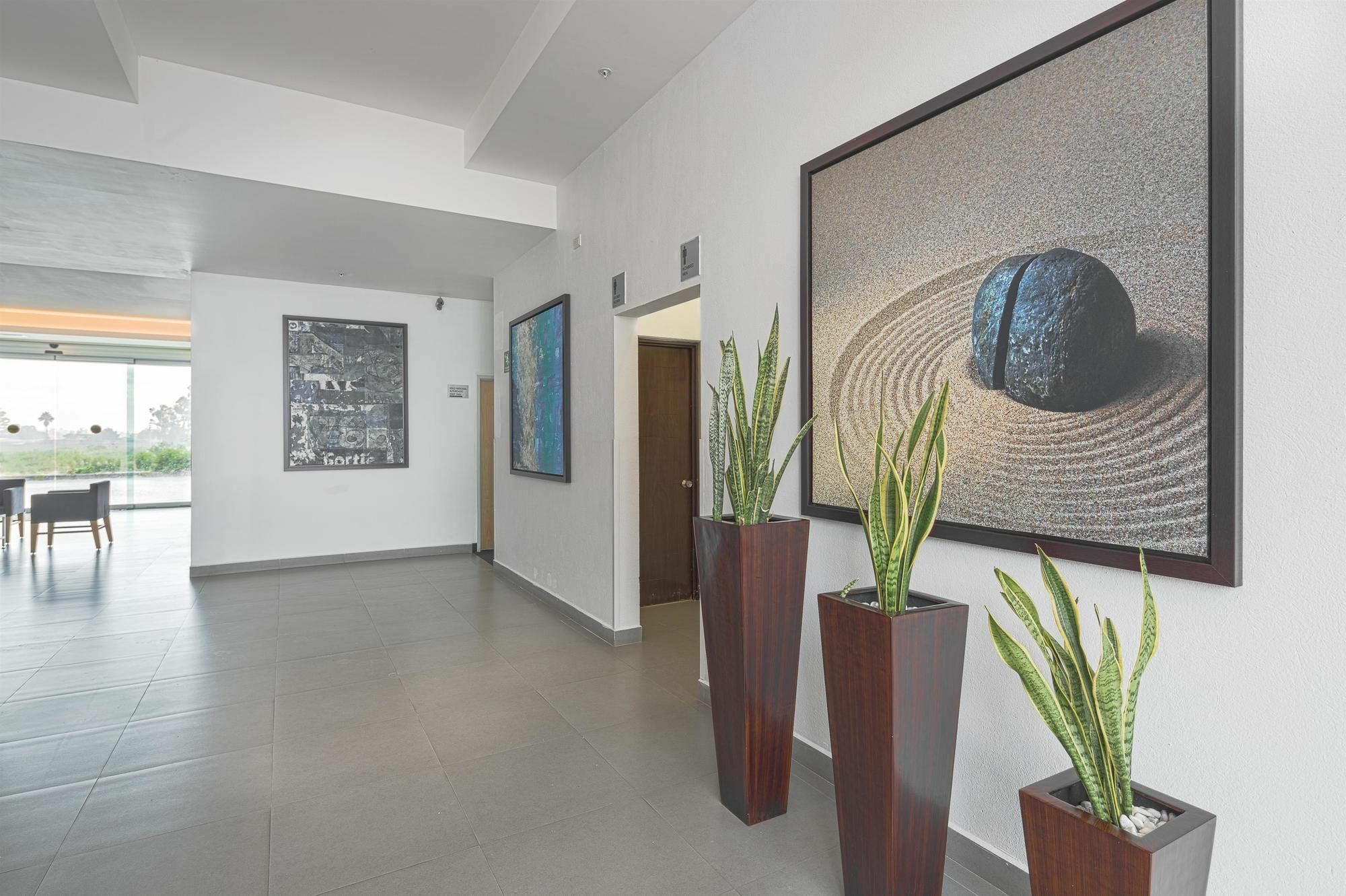 Hotel Wyndham Garden Bajio Aeropuerto 5*