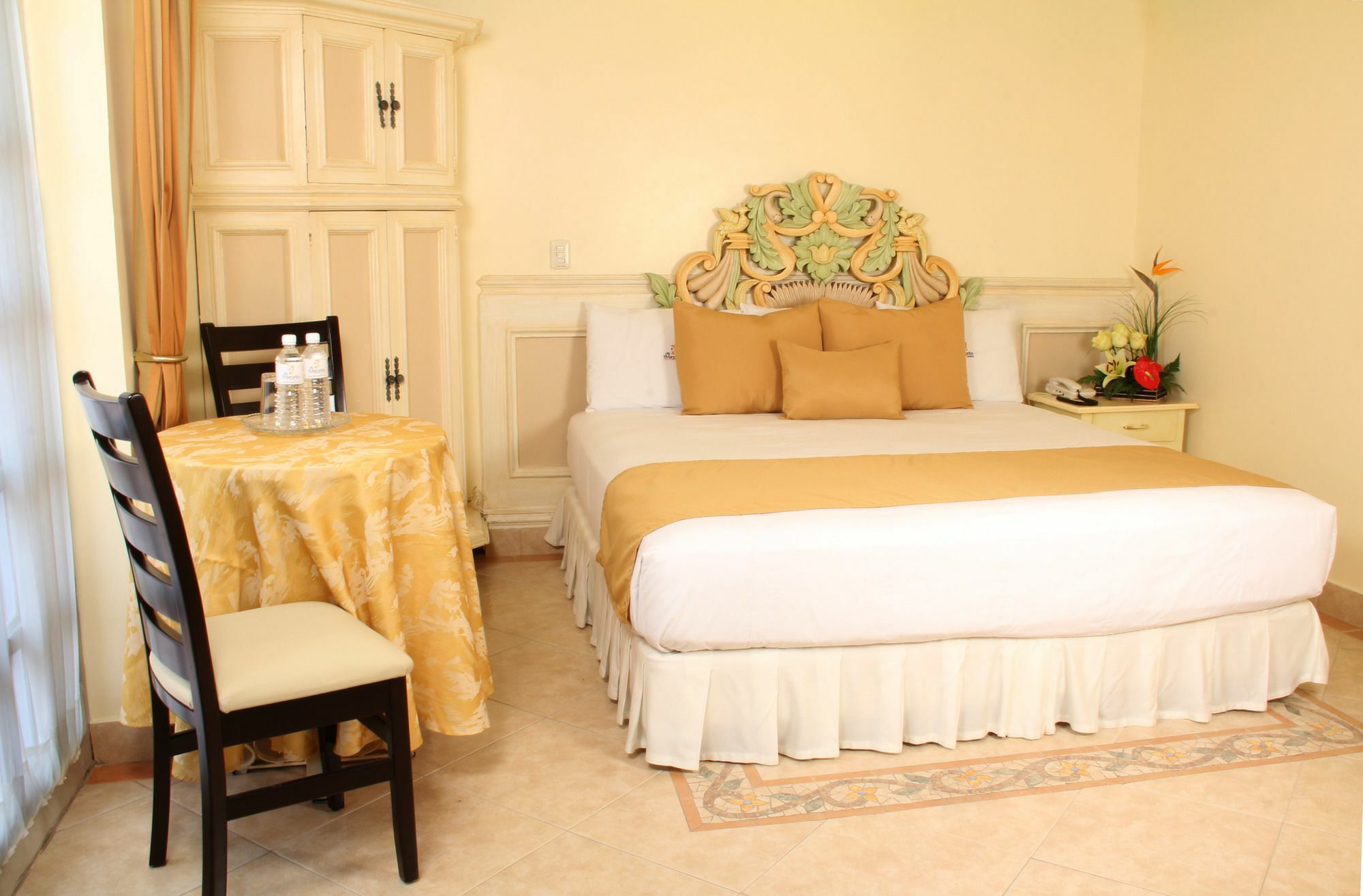 Hotel Centro Margaritas 4*