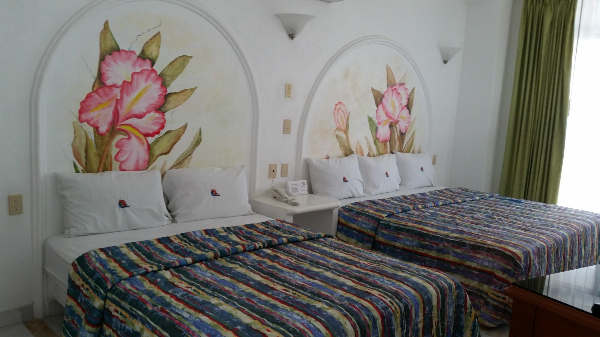 Hotel La Alondra Barra de Navidad