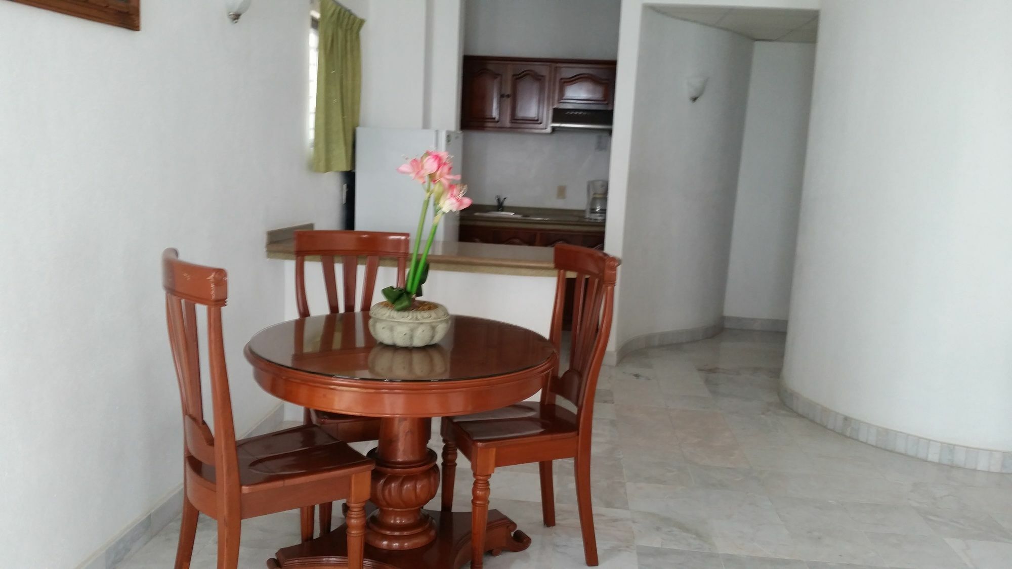 Hotel La Alondra Barra de Navidad