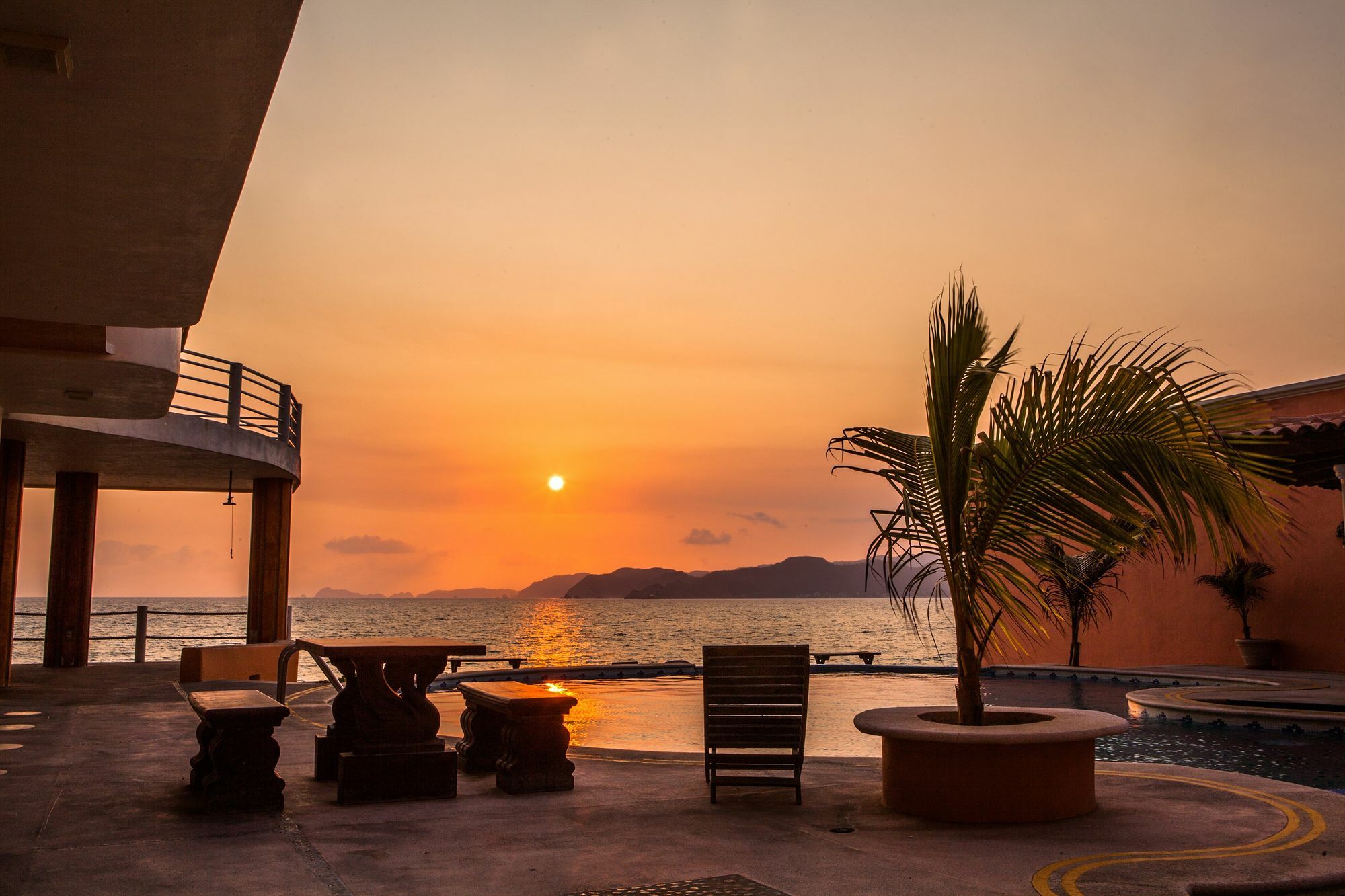La Alondra Hotel 4*