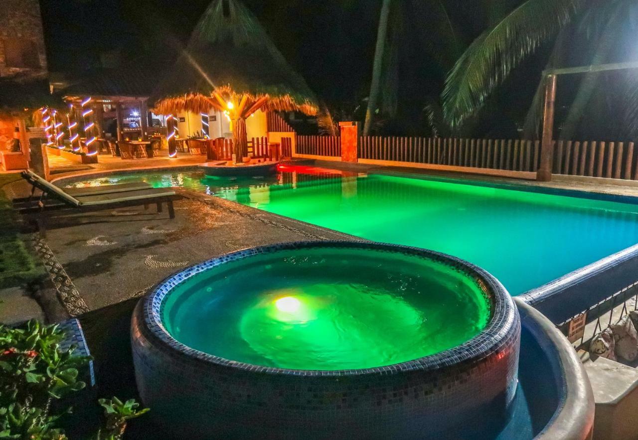 Hotel Punta Blanca Zihuatanejo
