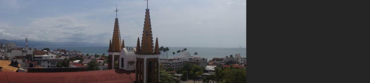 Hotel Casa Del Parque Vallarta 3*