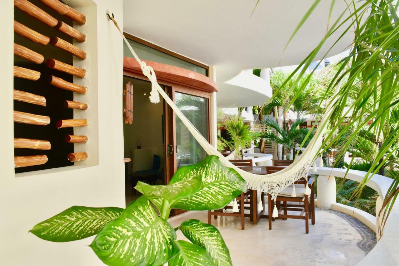Playa Palms