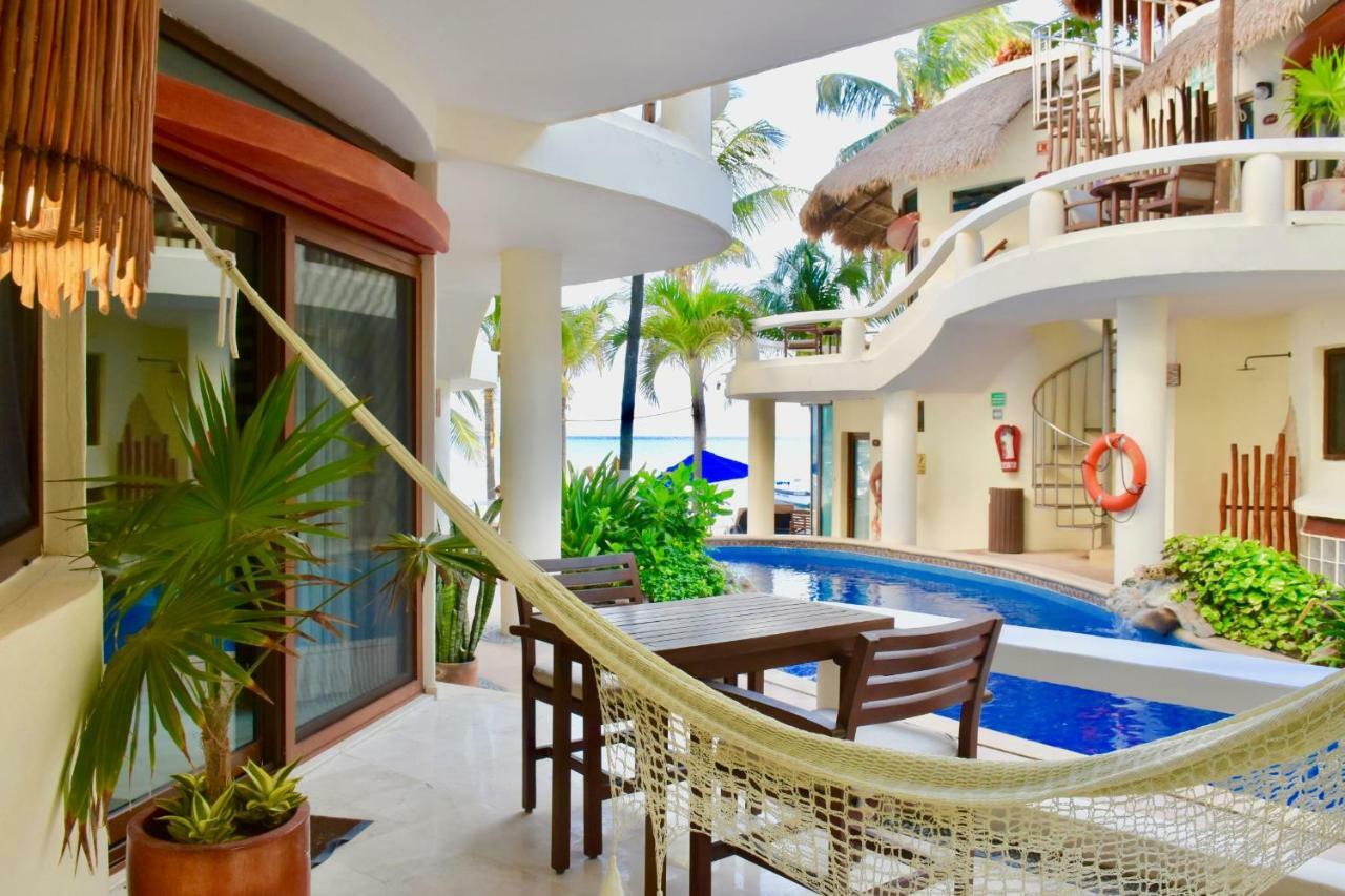 Playa Palms Hotel