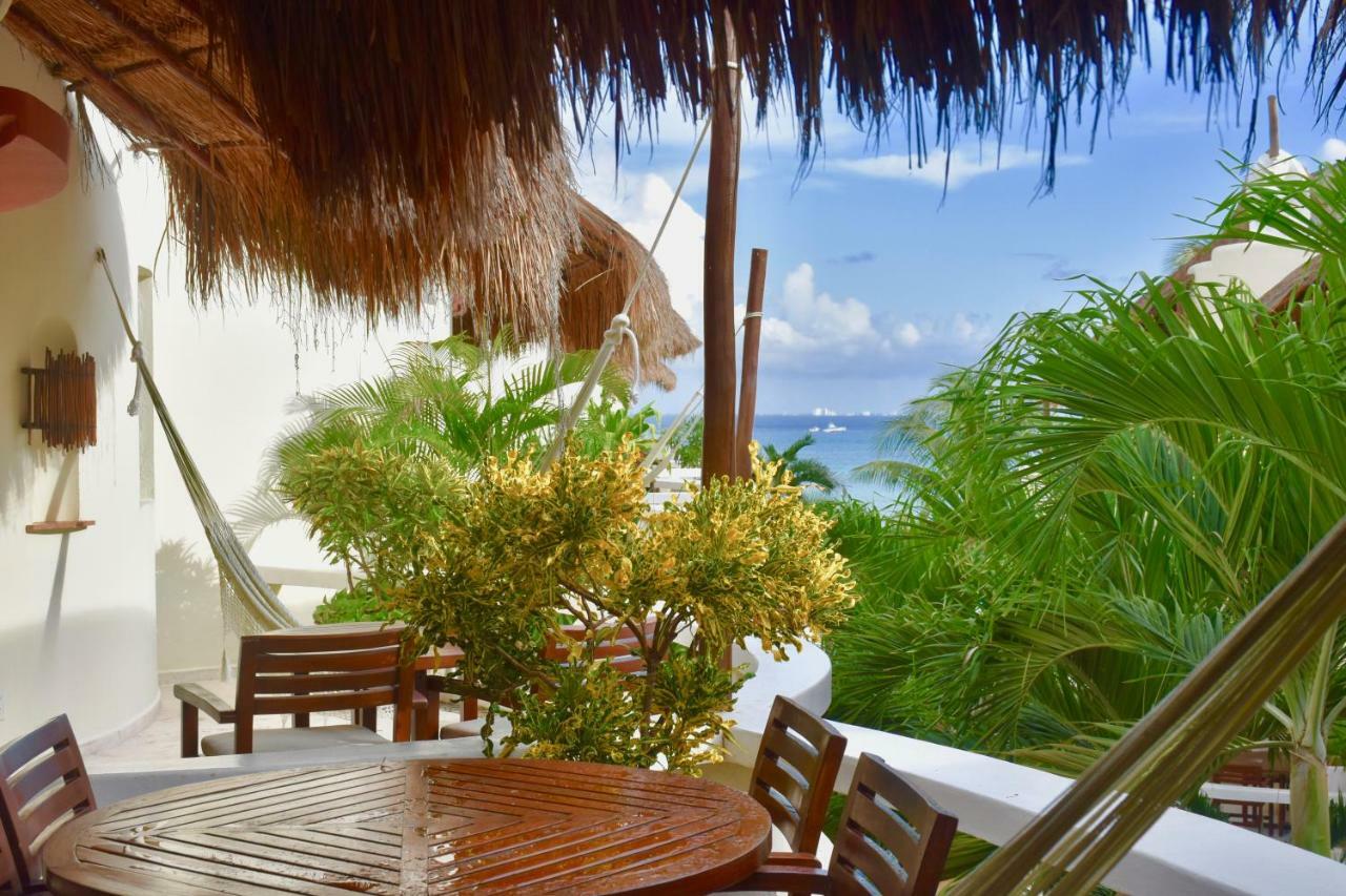 Playa Palms Hotel