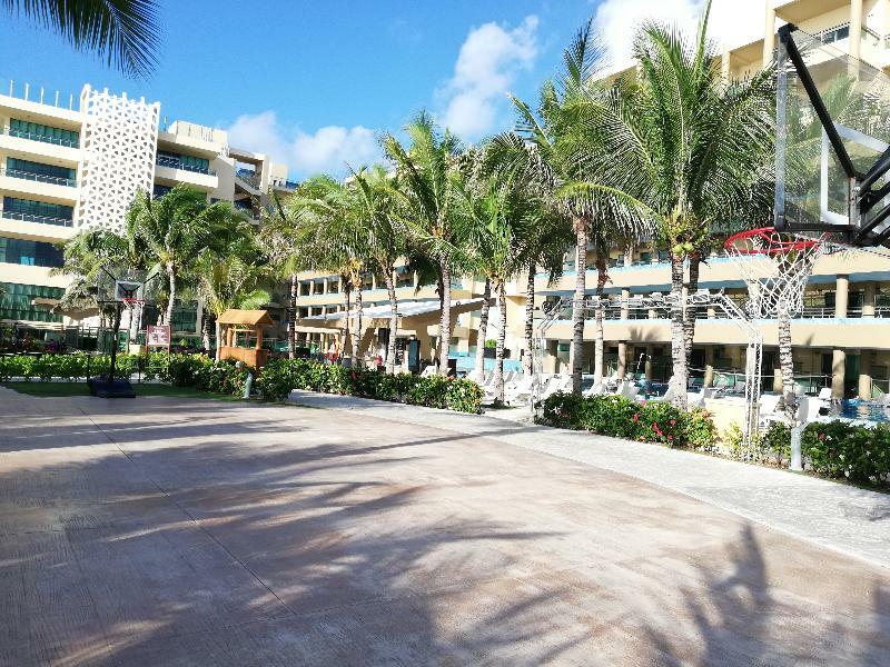 Resort Generations Riviera Maya Family Catamaran, Water Park & Inclusive Puerto Morelos