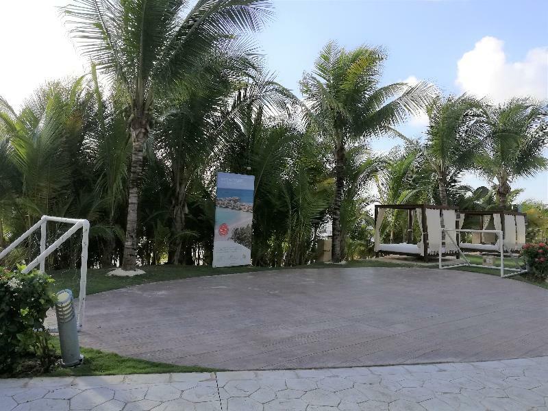 Resort Generations Riviera Maya Family Catamaran, Water Park & Inclusive