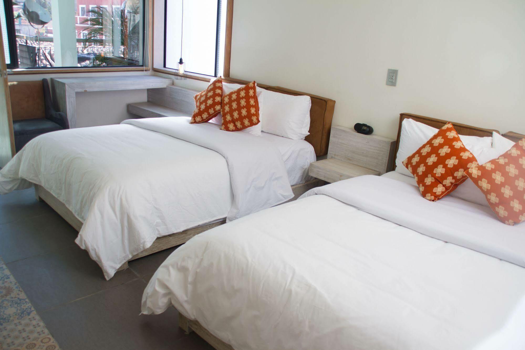 Hotel Helverica