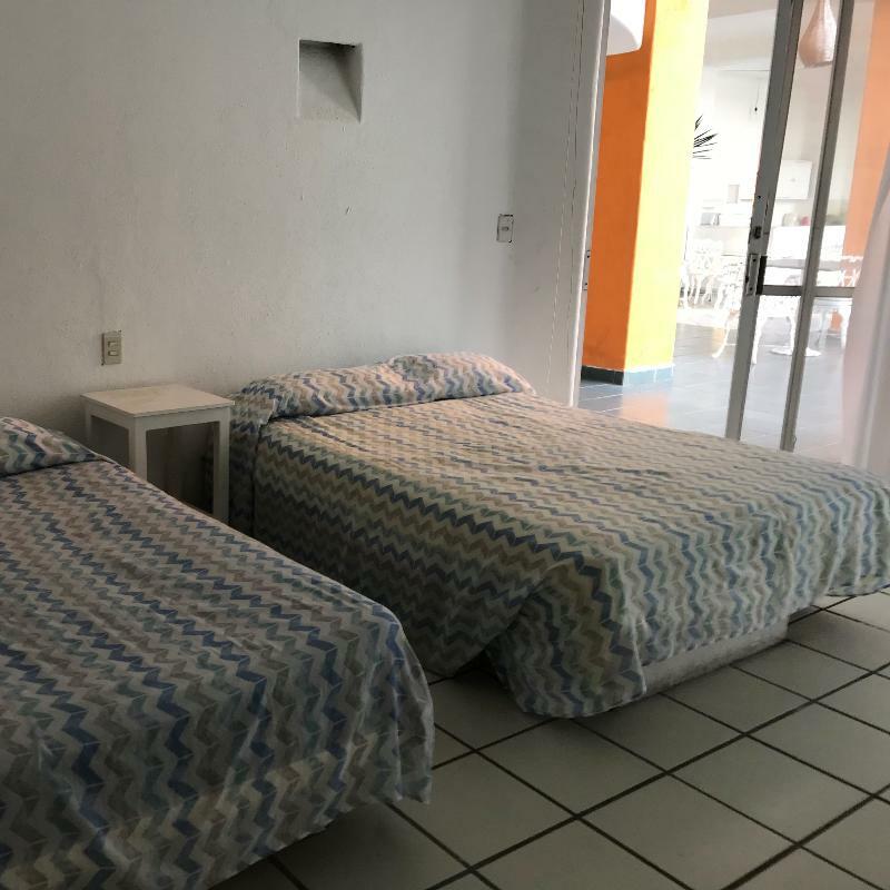 Casa Mexicana La Reyna Guest house