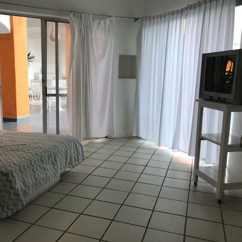 Guest house Casa Mexicana La Reyna 2*