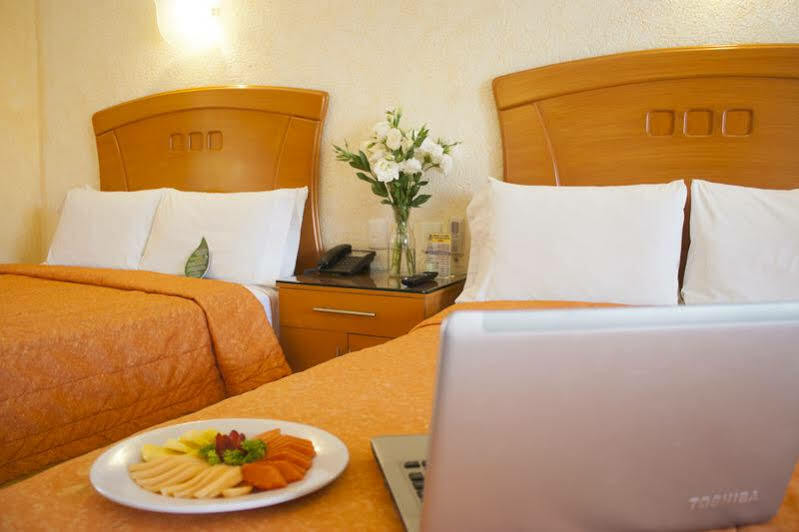 Puerta Del Sol Guadalajara 4* Zapopan