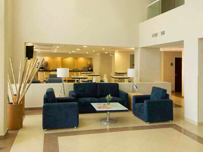 Express By Marriott Monterrey Aeropuerto Hotel 4*