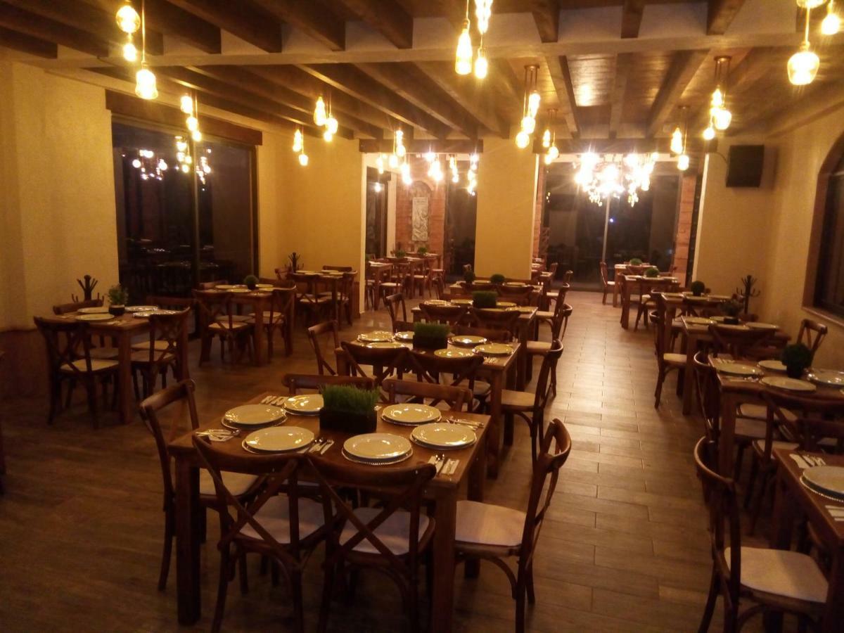 & Balneario Angeles Hotel