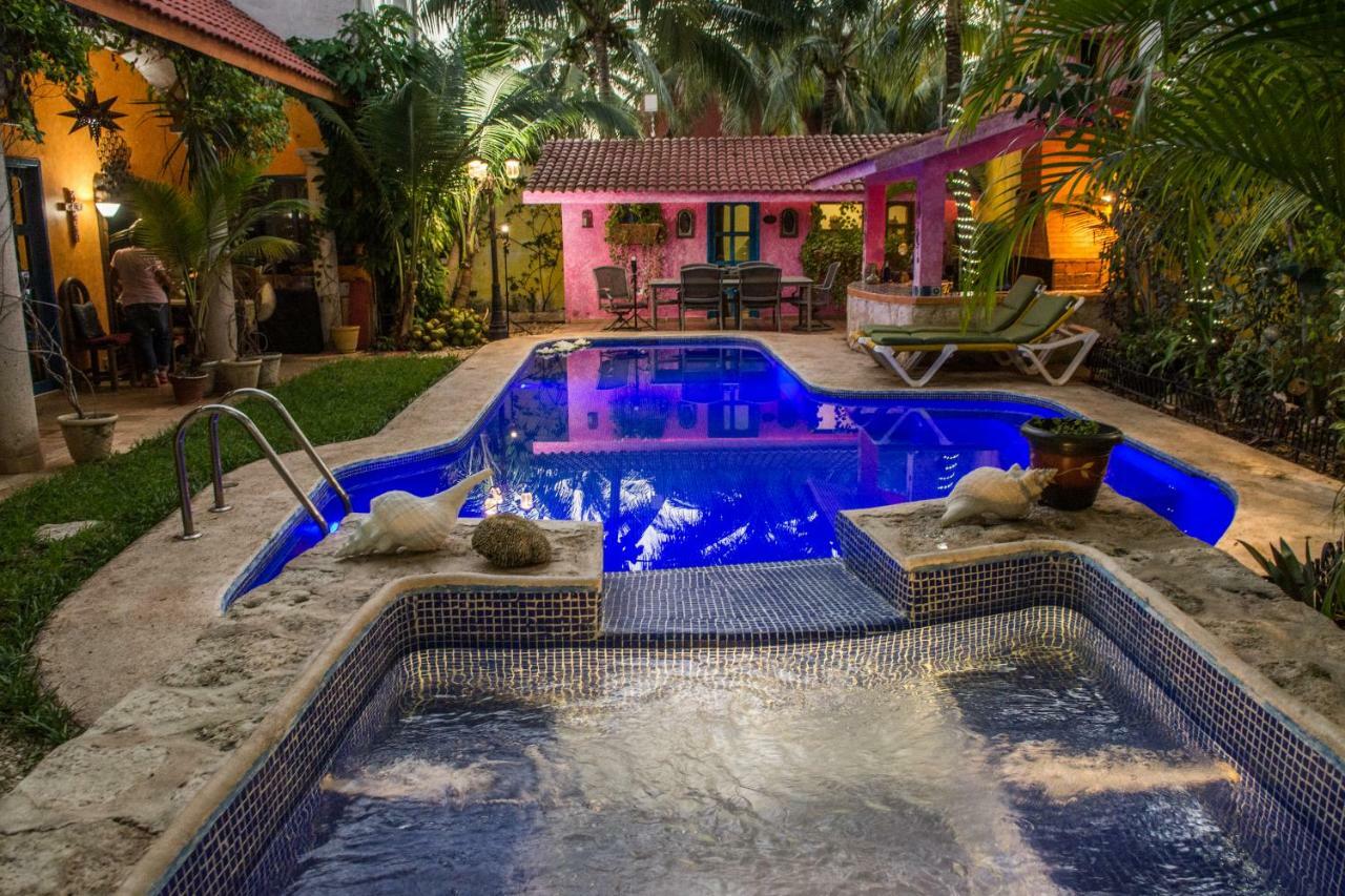 Hacienda Boutique And Solo Adultos Bed & Breakfast *