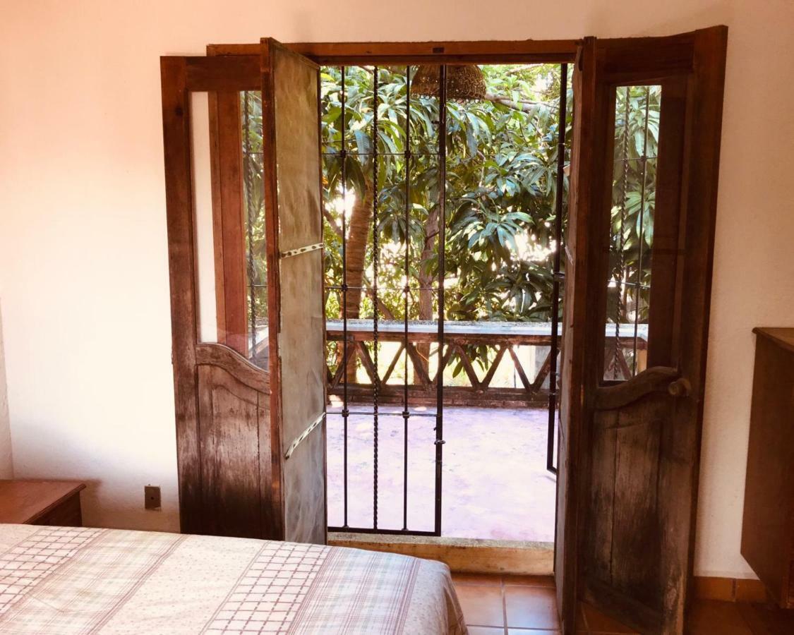 La Del Monsieur Apartment *