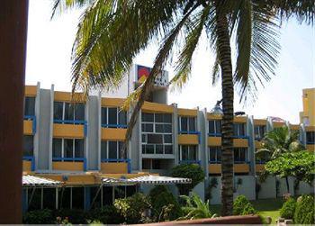 Hotel Costa Sol And 4*