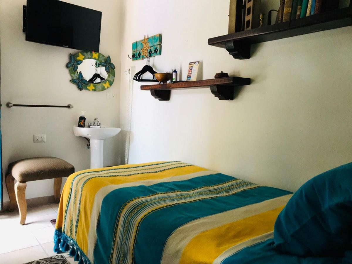 Hacienda Boutique And Solo Adultos Bed & Breakfast